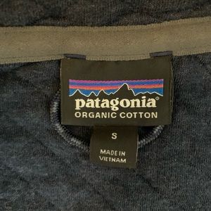 Patagonia quilted pullover